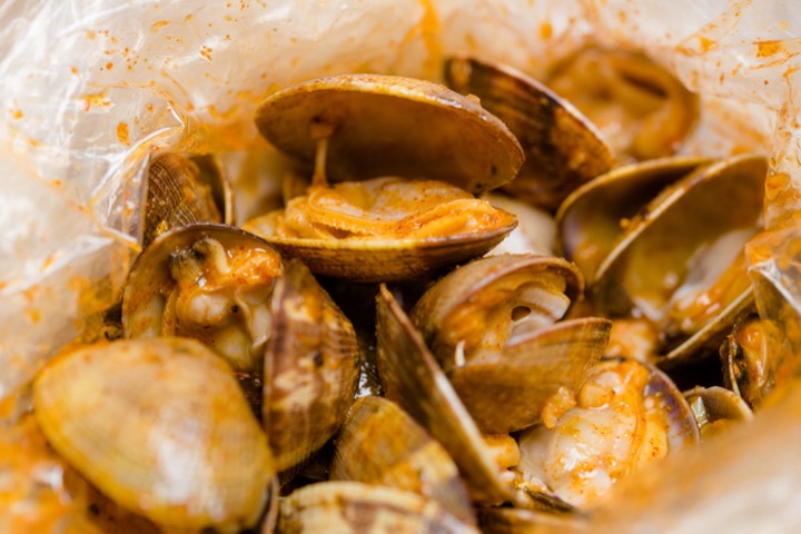 Clams in a boil bag