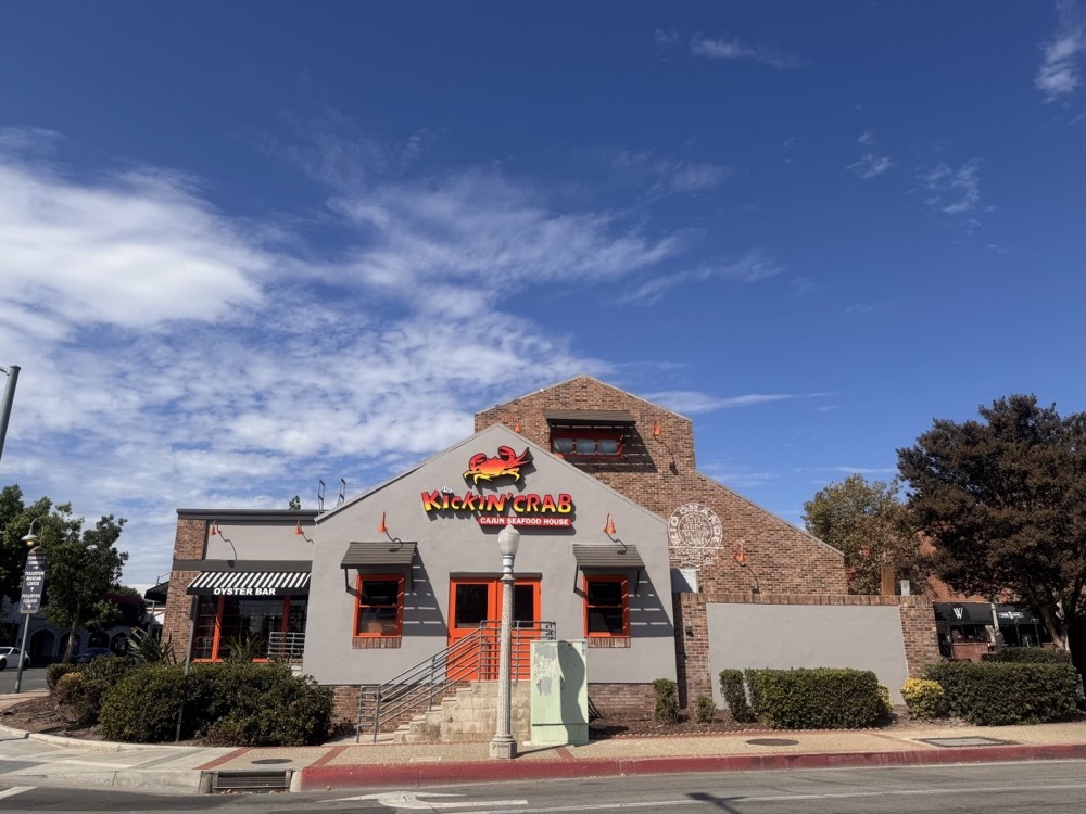 The Kickin&rsquo; Crab storefront in Fullerton, California.
